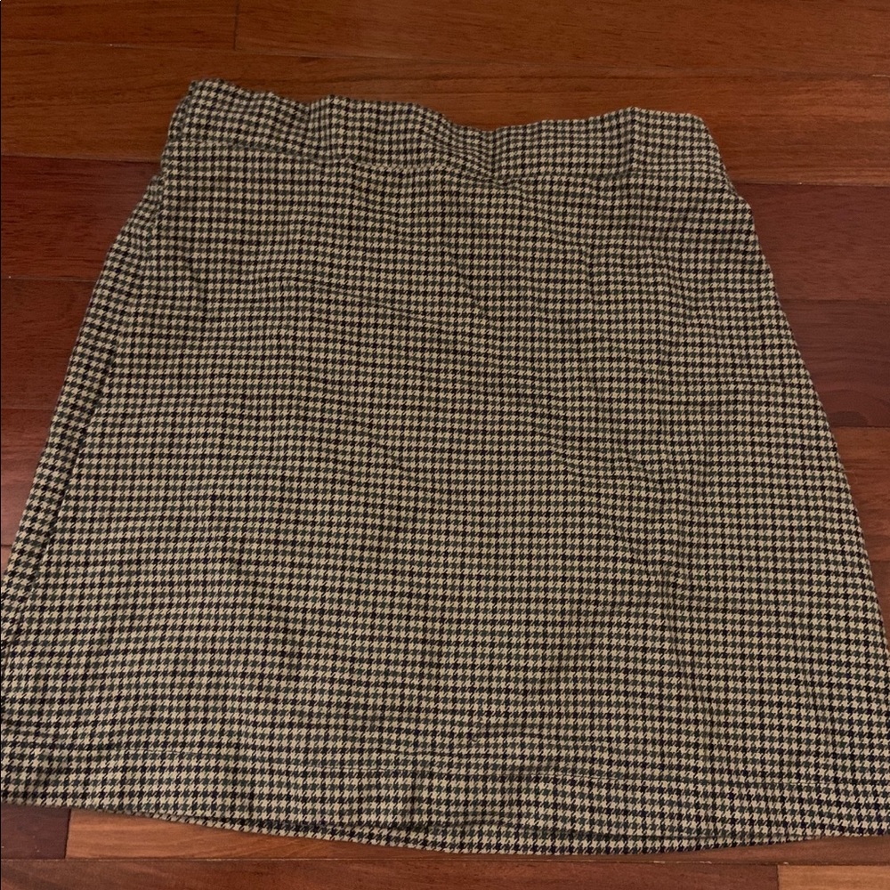 American eagle checkered mini skirt